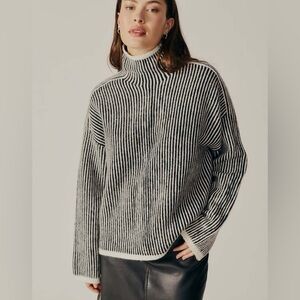 DÈLUC :: GERANIUM TURTLENECK SWEATER